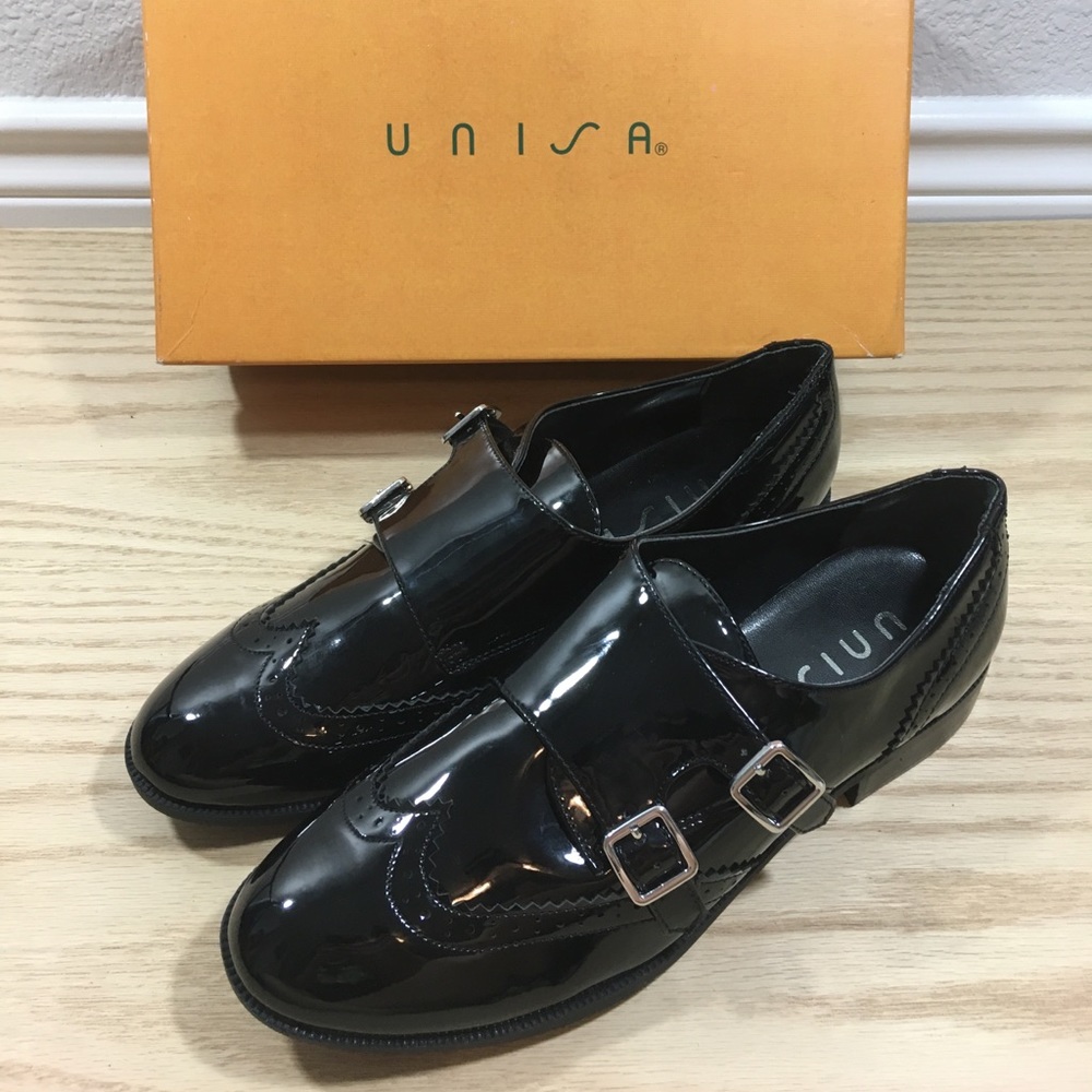 Unisa black patent buckle loafers